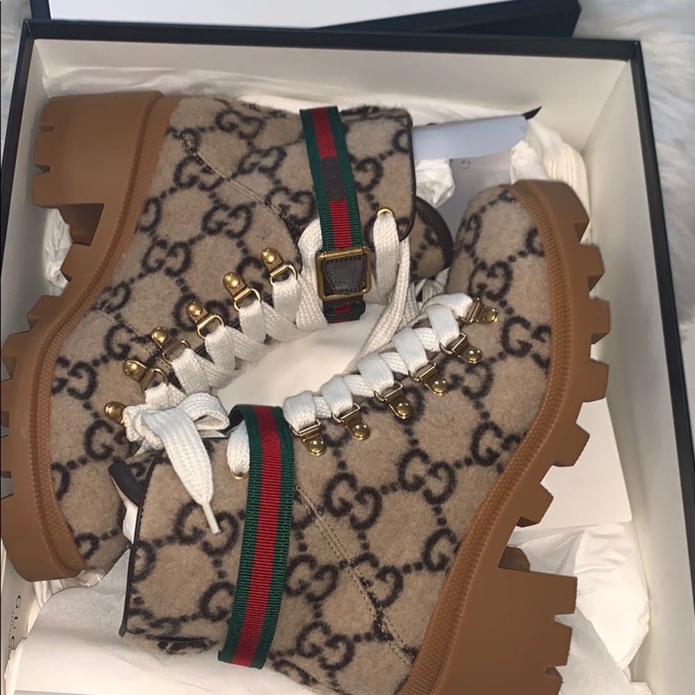 Authentic Covered wool Gucci big GG boot